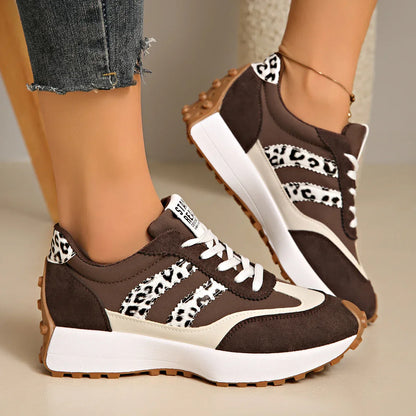 Gestreifte Freizeit-Sneaker CloudLane | Braun mit Leopardenmuster