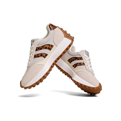 Gestreifte Freizeit-Sneaker CloudLane | Off-White mit Leopardenmuster