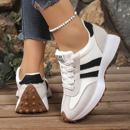 Gestreifte Freizeit-Sneaker CloudLane | Weiß