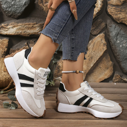 Gestreifte Freizeit-Sneaker CloudLane | Weiß