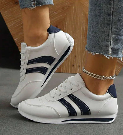 CoastLane Freizeit-Sneaker im Court-Stil in Navy